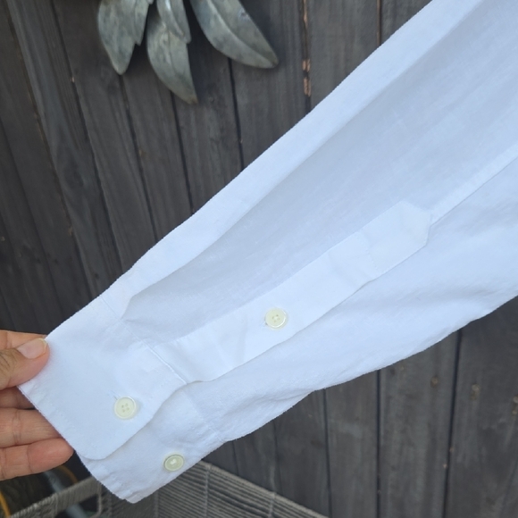 Wilfred White Blouse with Pointed Collar and Lightweight Fabric - Picture 5 of 6